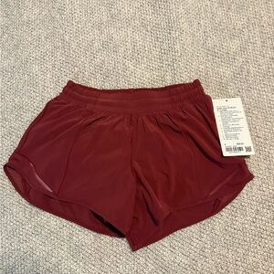 Lululemon Hotty Hot 4” Shorts